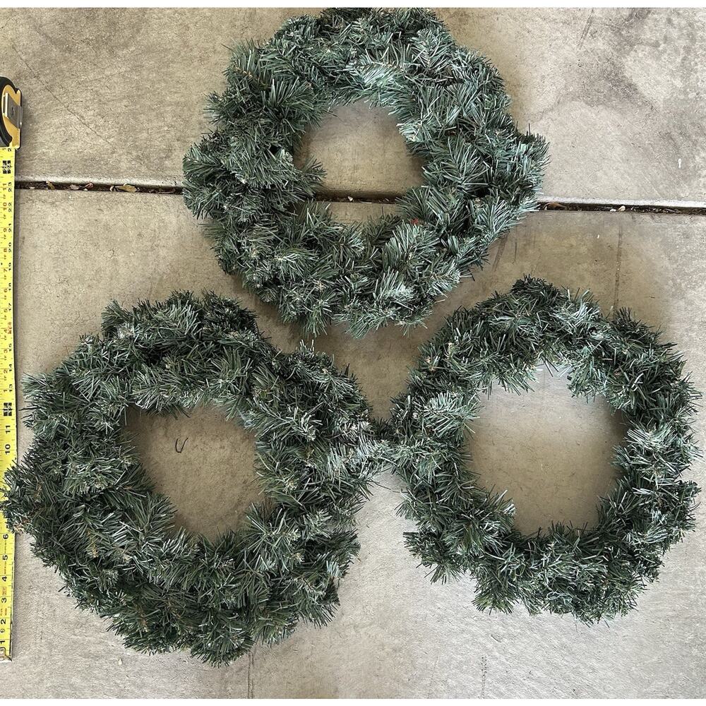 Artificial Pine Christmas Wreaths Set of 3 Green 18 in Holiday Door Decoration